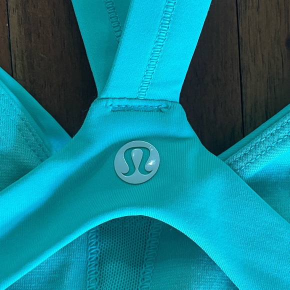 Lululemon Wrap It Up Tank Bali breeze size 4 - Picture 9 of 9